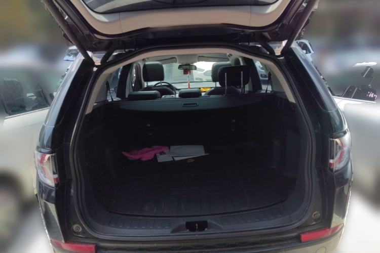 Used Land Rover Discovery Sport 2016 2.0T SE Trunk