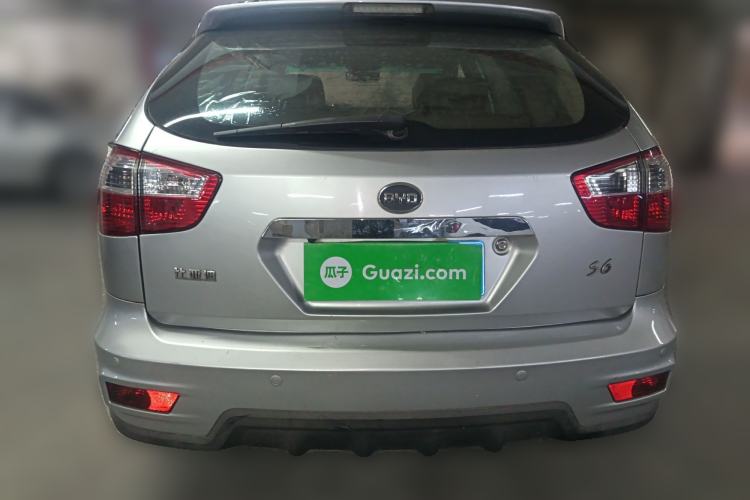 Used BYD S6 2011 2.0L Manual Luxury Version