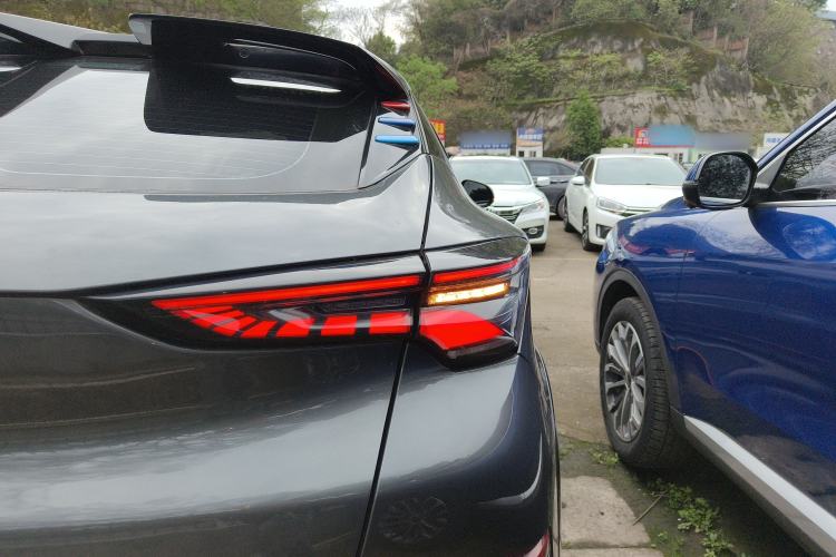 Used CHANGAN UNI-T 2022 1.5T Luxury Edition Right Rear Taillight