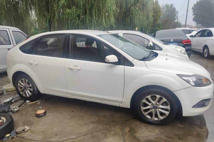 Used Ford Focus 2013 Hatchback Classic 1.8L Manual Base Model