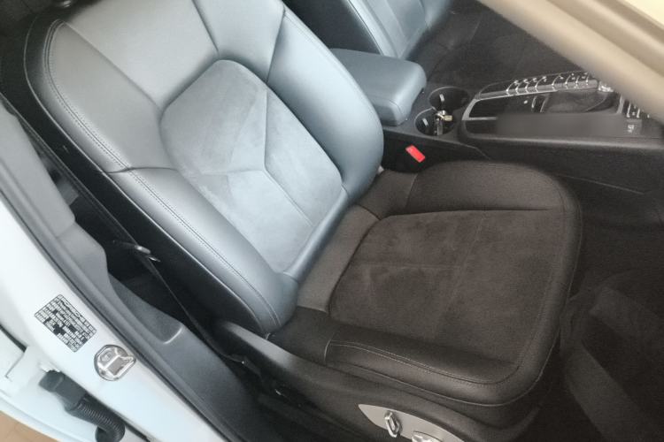 Used Porsche Macan 2021 Macan 2.0T
