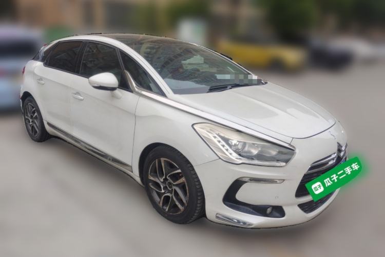 Used DS 5 2012 1.6T Elegant Edition Front Right 45 Deg