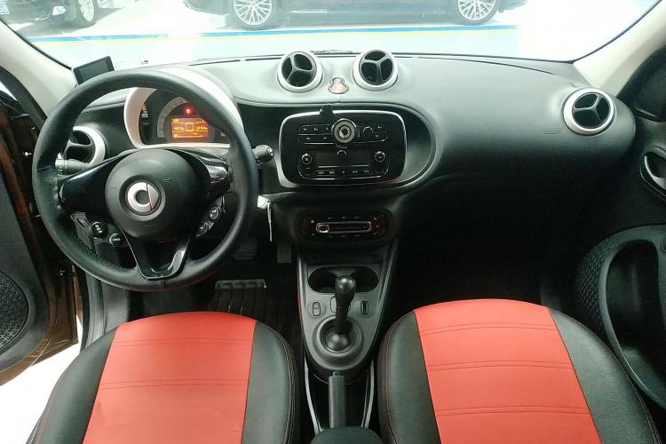 Used smart forfour 2016 1.0L 52 kW Dynamic Edition