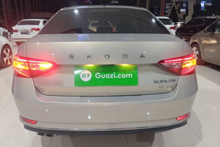 Used Skoda Superb 2018 TSI280 DSG Comfort Edition China V Standard Rear