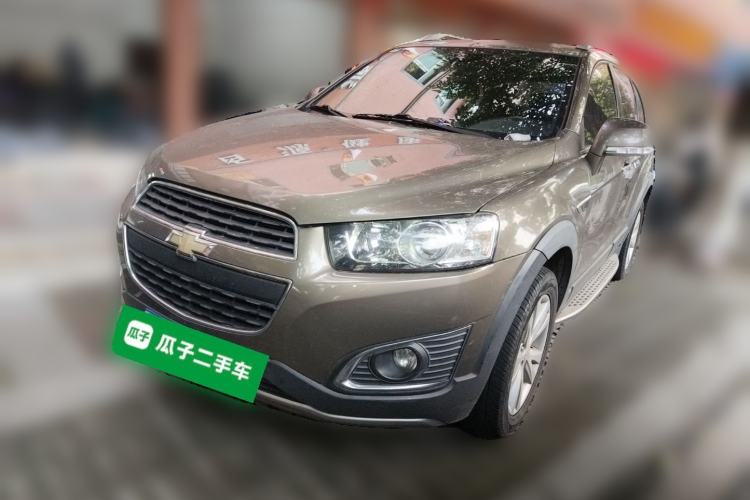 Used Chevrolet Captiva 2015 2.4L 4x4 Flagship Edition 7-Seater