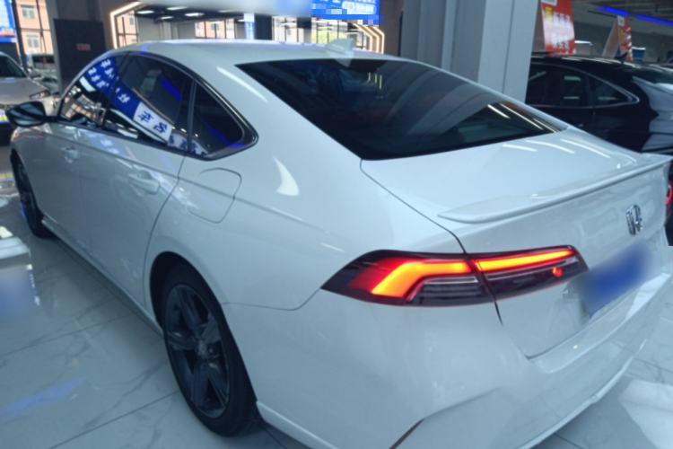 Used Honda Inspire 2023 260TURBO Deluxe Edition Rear Left 45 Deg