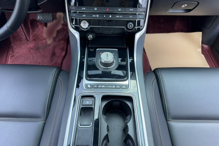 Used Jaguar XEL 2019 2.0T 200 PS Luxury Edition
