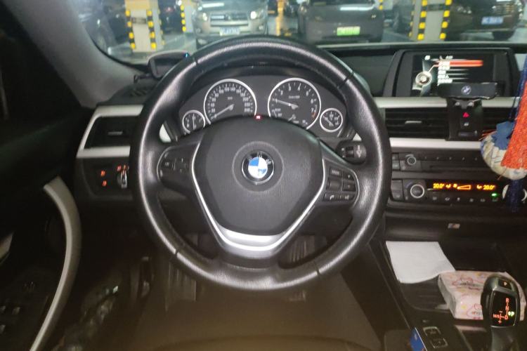 Used BMW 3 Series GT 2013 320i Leading Model Steering Wheel