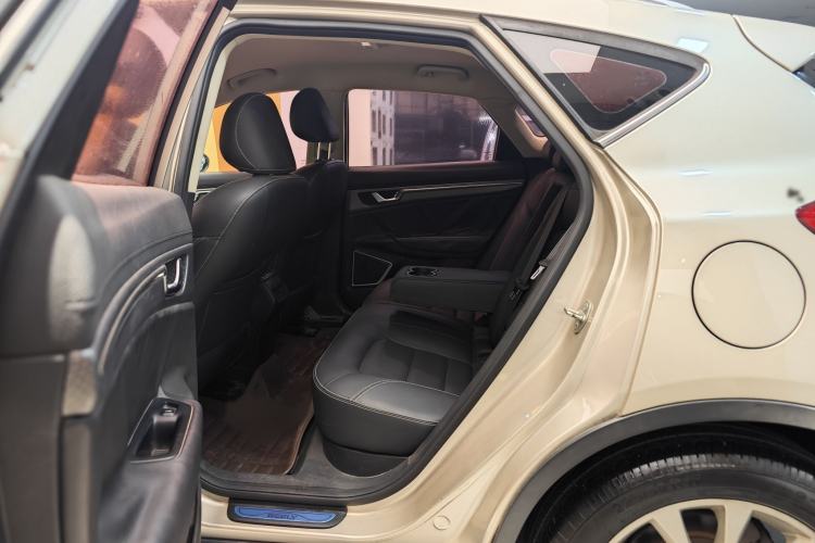 Used Geely Auto Emgrand GS 2016 Elegant Edition 1.8L Manual LingShang Model Interior 10