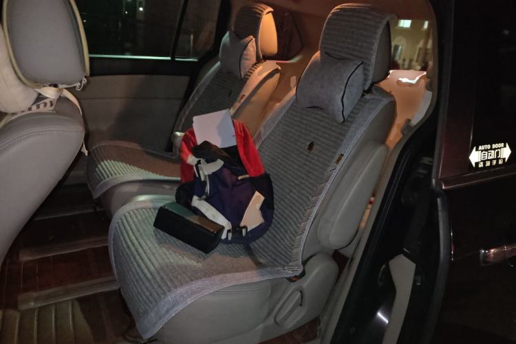 Used Mazda Mazda 8 2013 2.5L Ultimate Edition
