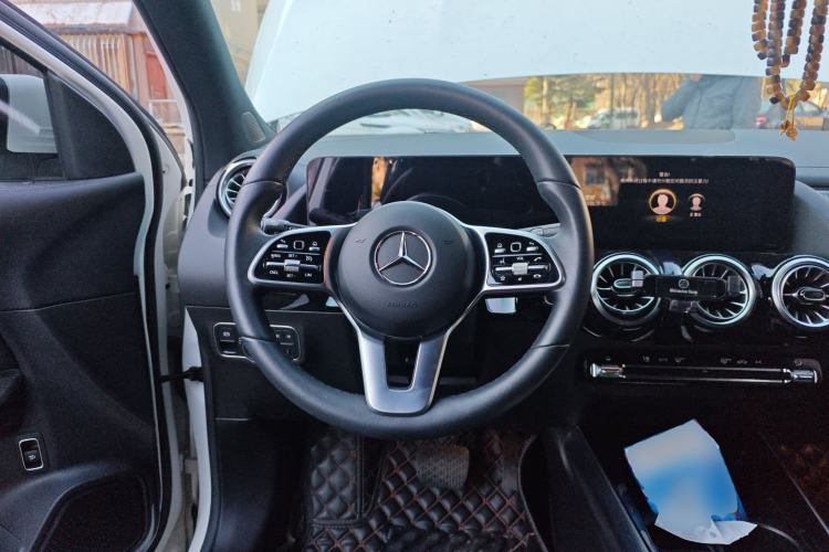 Used Mercedes-Benz GLA 2020 GLA 200 Steering Wheel