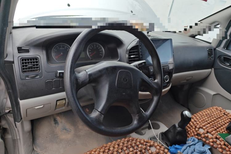 Used FORTHING Lingzhi 2016 M3 1.6L 7-Seater Standard Model China V Emission Standard
