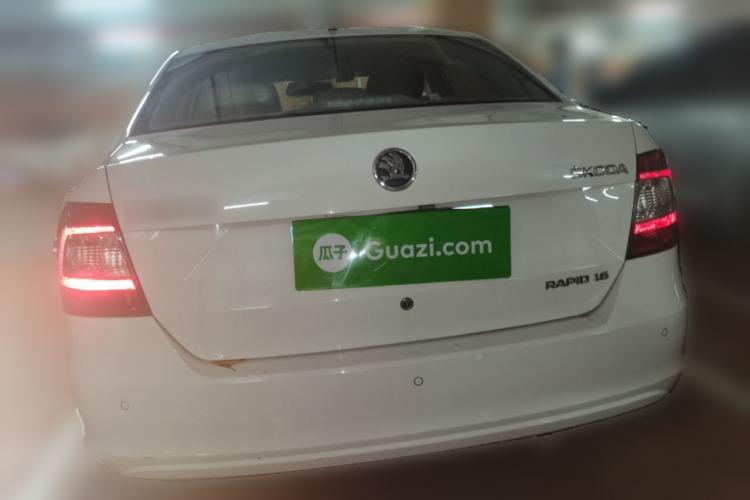 Used Skoda Rapid 2013 1.6L Automatic Smart Selection Model