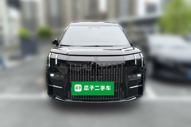 Used Zeekr 009 2022 WE Edition Front