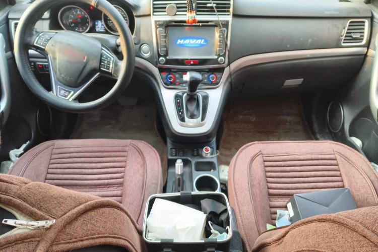 Used Haval H6 2015 Sport Edition 1.5T Automatic Two-Wheel Drive Luxury Model Center Console