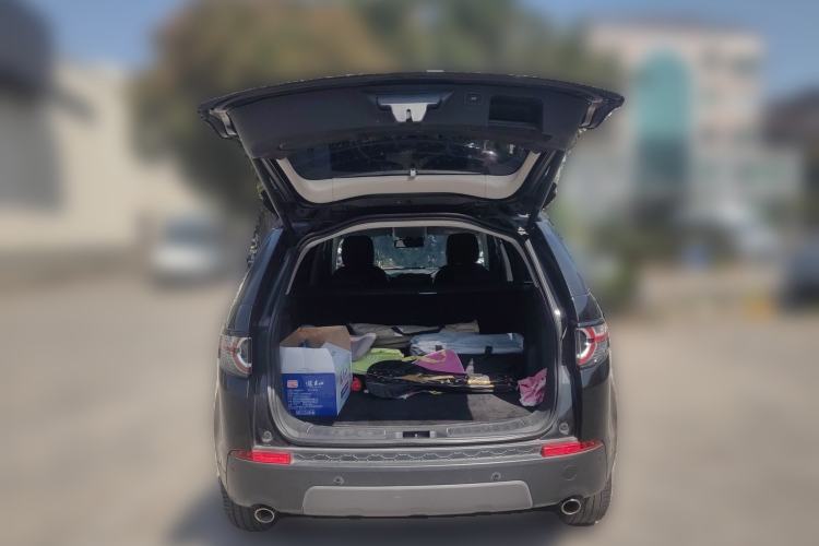 Used Land Rover Discovery Sport 2019 240 PS SE Version China VI Standard