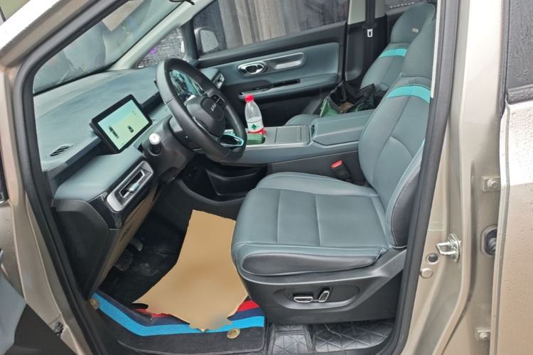 Used AION Y 2023 Plus 510 Smart Edition