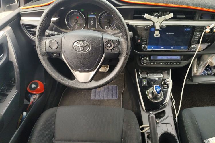 Used Toyota Levin 2016 Dual-Engine 1.8H GS E-CVT Elite Model with Sunroof
