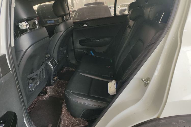 Used Kia KX5 2017 1.6T Automatic Two-Wheel Drive 15th Anniversary Special Edition DLX Left Rear Seat