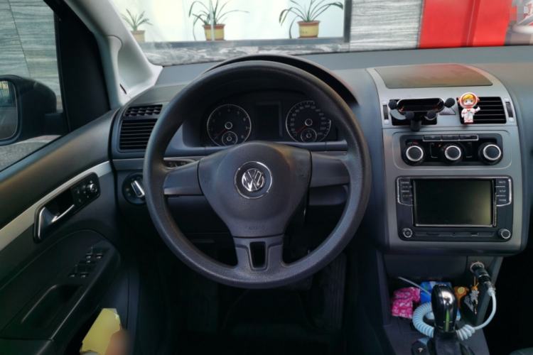 Used Volkswagen Touran 2013 1.4T DSG Comfort Edition 5-Seater