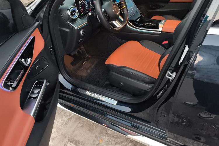 Used Mercedes-Benz C-Class 2022 Restyled C 260 L Sport Edition Driver Seat