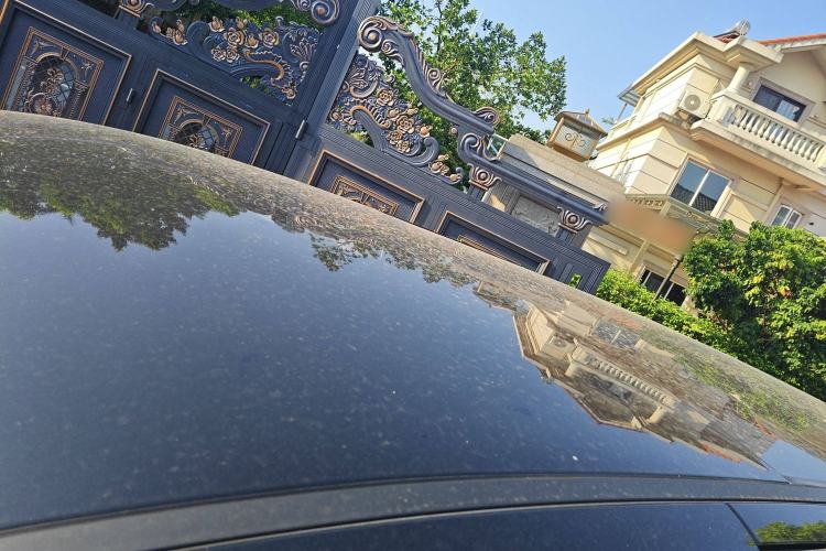 Used Geely Galaxy LEVC L380 2024 140-Degree 6-Seater All-Wheel-Drive Ultra