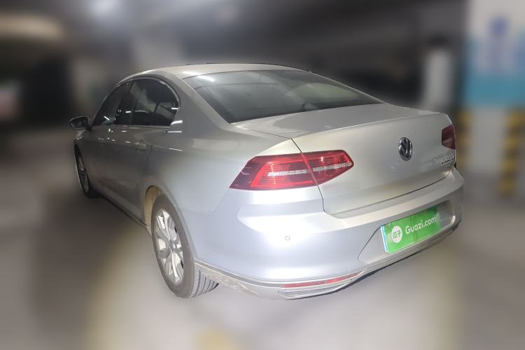 Used Volkswagen Magotan 2017 330TSI DSG Luxury Model
