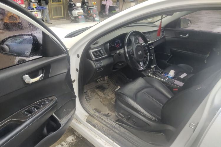 Used Kia K5 2016 2.0L Automatic LUX
