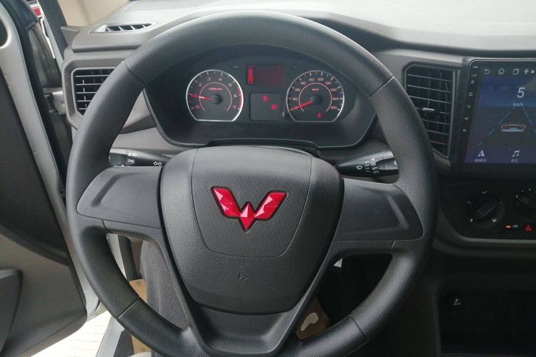 Used Wuling Hongguang V 2022 1.5L Jingqu Version Hydraulic Power Steering LAR
