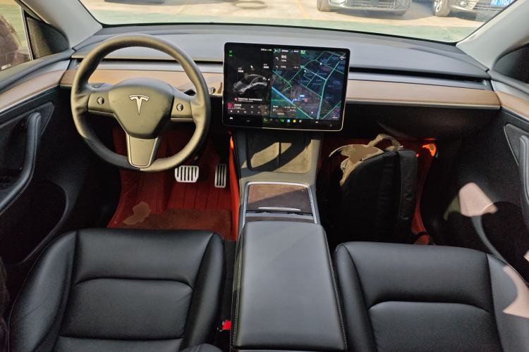 Used Tesla Model Y 2021 Long-Range All-Wheel-Drive Version 3D7