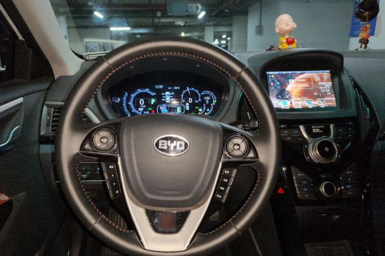 Used BYD Qin New Energy 2015 1.5T Dual-Crown Flagship Plus Edition