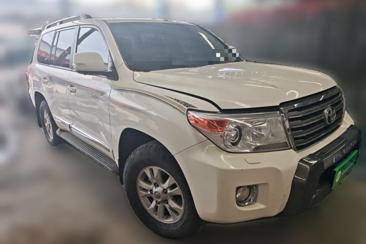 Used Toyota Land Cruiser 2012 4.0L Automatic VX Front Right 45 Deg