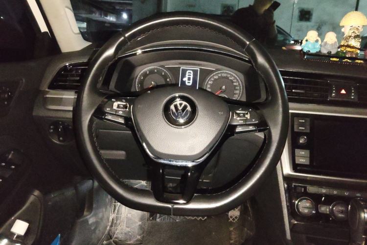 Used Volkswagen Lamando 2019 280TSI DSG Comfort Edition China V Standard Steering Wheel