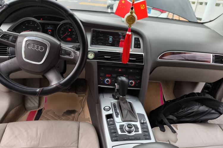Used Audi A6L 2011 2.0 TFSI automatic Comfort trim
