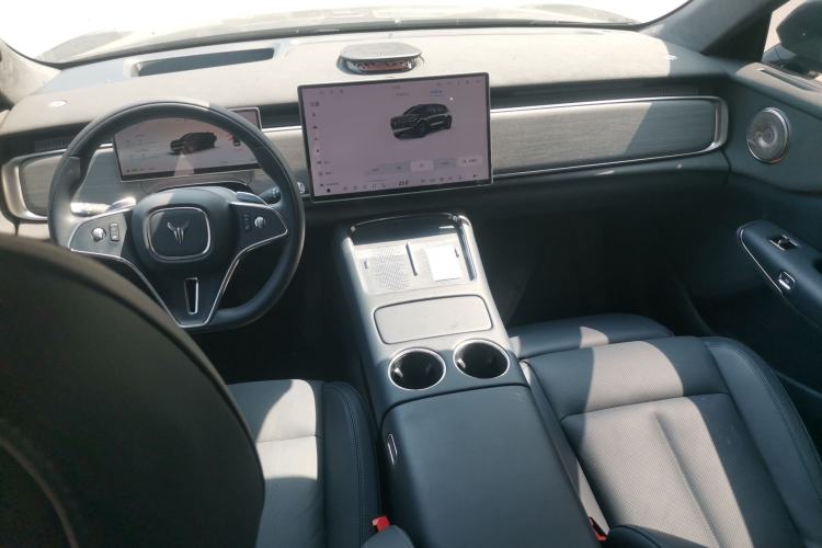 Used VOYAH COURAGE 2025 Model Four-Wheel-Drive Qiankun Edition