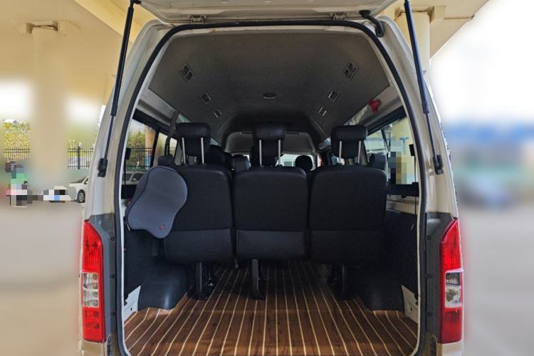 Used Foton Scenic G7 2016 2.0L Commercial Edition Long Wheelbase High-Roof 4Q20M Trunk