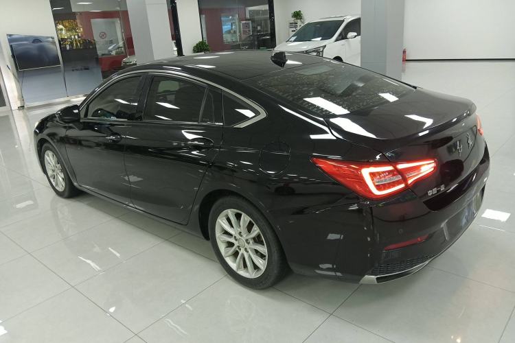 Used Hongqi H5 2018 30TD Dynamic Edition
