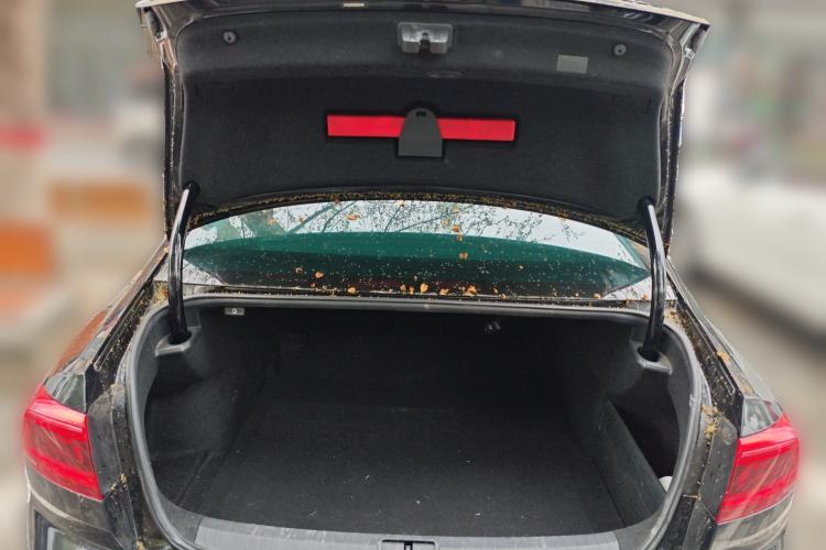 Used Volkswagen Magotan 2020 330TSI DSG Leading Model Trunk