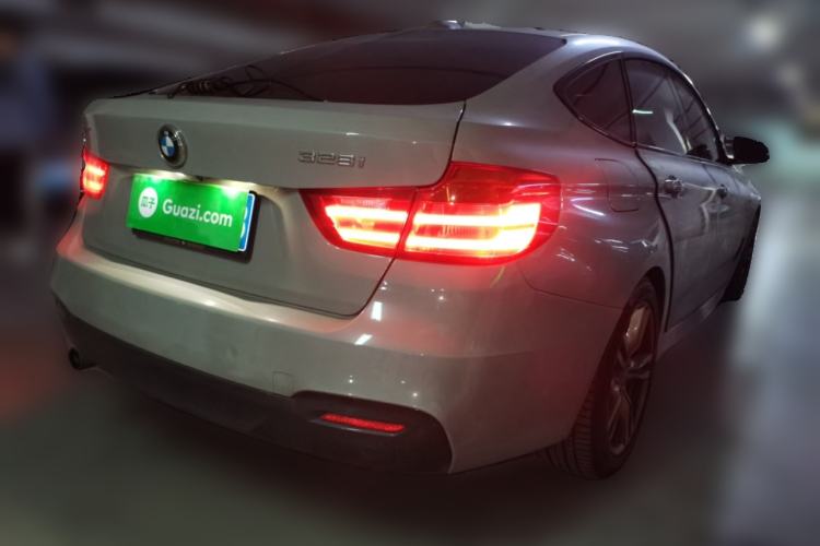 Used BMW 3 Series GT 2016 320i Design Package Edition Rear Right 45 Deg