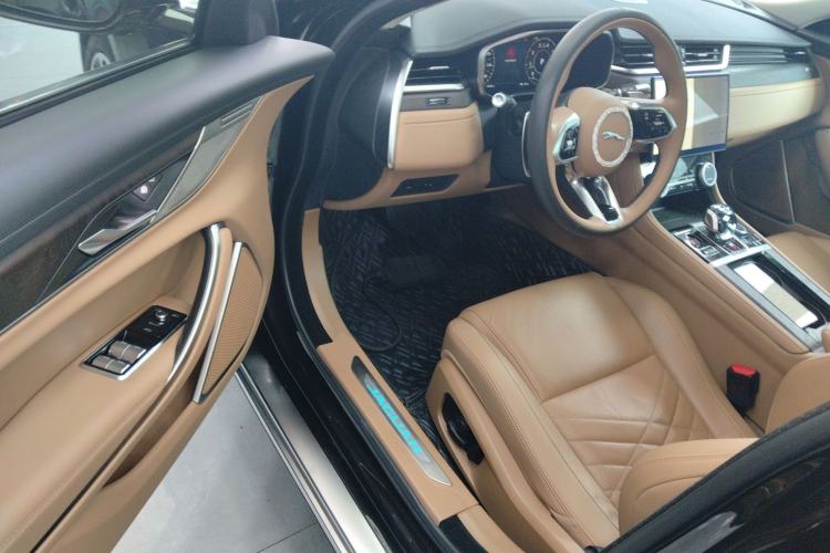 Used Jaguar XFL 2022 XFL 2.0T P250 Two-Wheel-Drive Prestige Luxury Edition