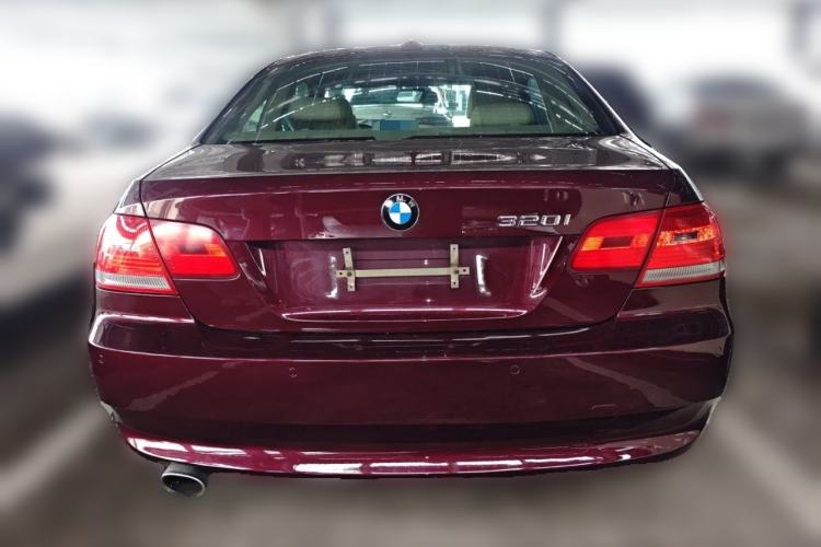 Used BMW 3 Series 2009 320i two-door coupe Rear