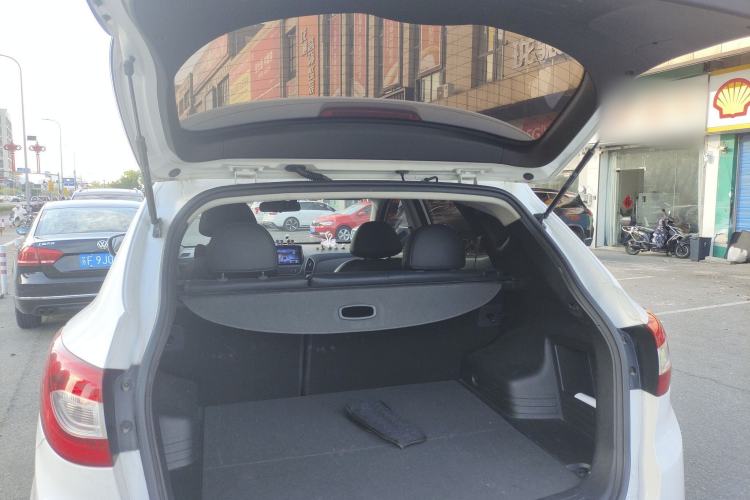 Used Hyundai ix35 2015 2.0L Automatic 2WD Smart Version China V Standard
