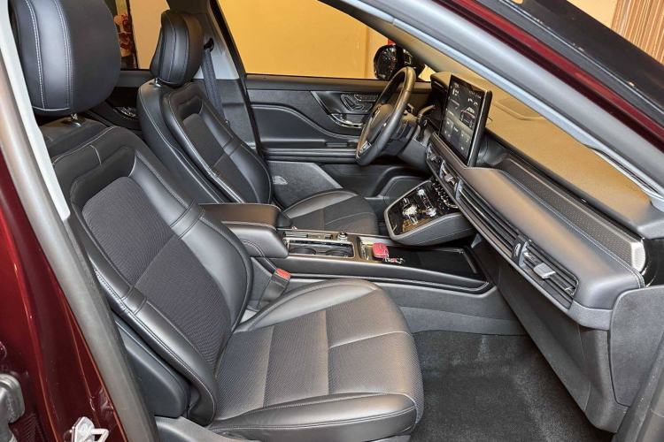 Used Lincoln Corsair 2022 2.0T Two-Wheel Drive Deluxe Edition