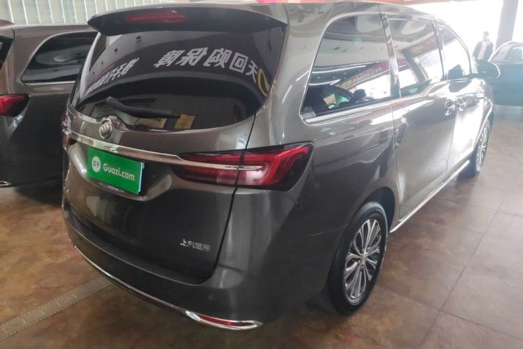 Used Buick GL8 2023 Facelifted Land Cruiser Executive Luxury Version Rear Right 45 Deg