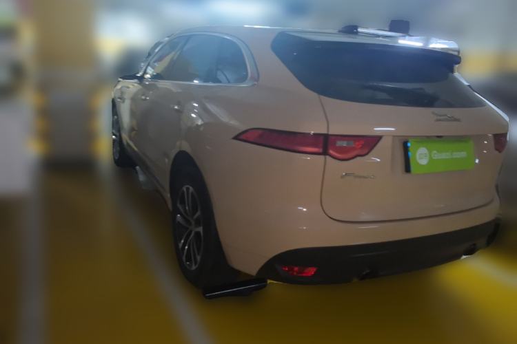 Used Jaguar F-PACE 2016 2.0T Two-Wheel-Drive R-Sport Sport Edition Rear Left 45 Deg