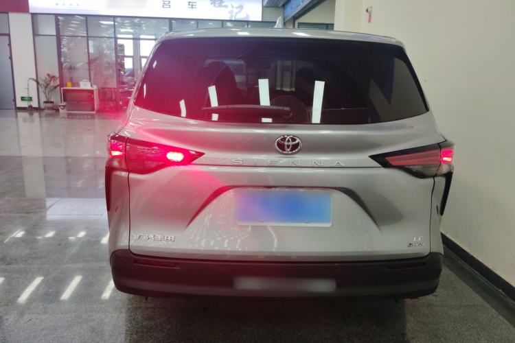 Used Toyota Sienna 2024 2.5L Hybrid Comfort Edition