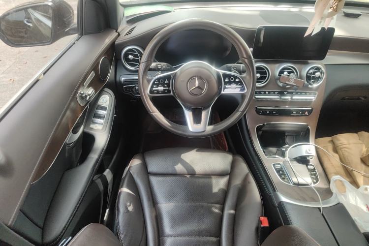 Used Mercedes-Benz GLC 2022 Second Facelift GLC 260 L 4MATIC Luxury Edition
