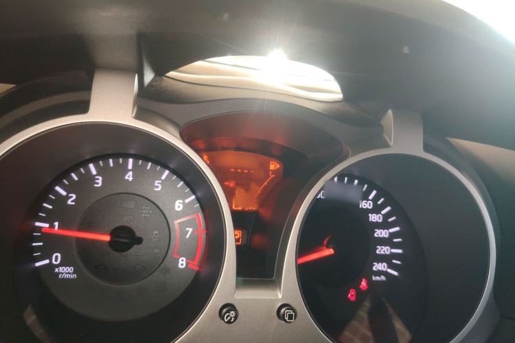 Used Infiniti ESQ 2014 1.6L Spontaneous Edition