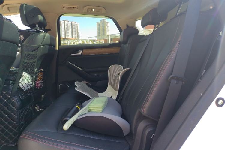 Used BYD Tang New Energy 2018 DM 2.0T All-Wheel Drive Smart Connect Genesis Edition 7 Seats China V Emission Standard Left Rear Seat