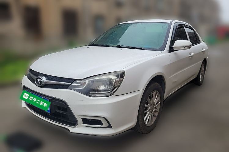 Used Soueast V3 Lingyue 2015 1.5L Manual Happiness Edition